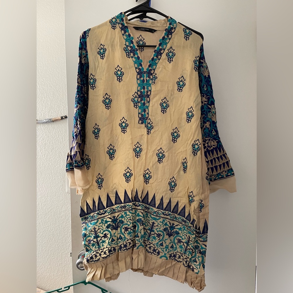 Anum Jung 2 piece outfit Kameez and Trousers